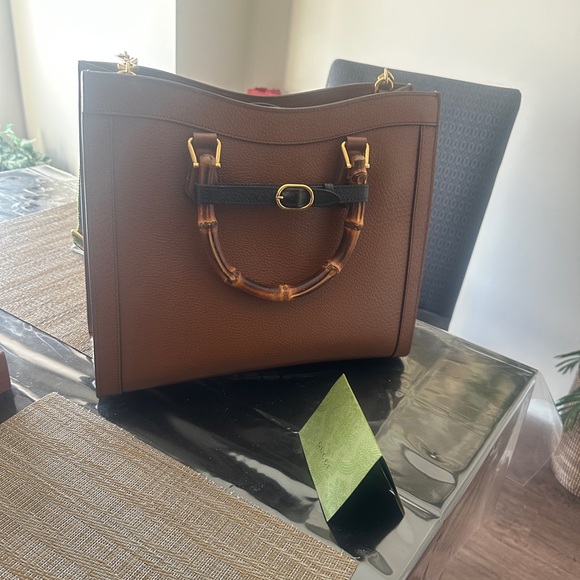 Diana Médium Gucci Bag - Picture 2 of 6